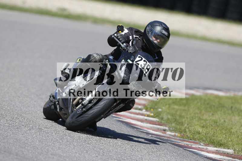 /43 08.08.2025 Discover the Bike ADR/Bike 1 gruen/239